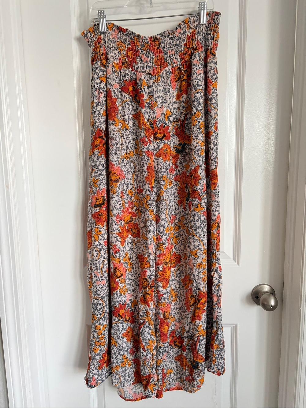 Rachel Zoe Floral Smocked Waist Wide Leg Pants Orange Black White size medium